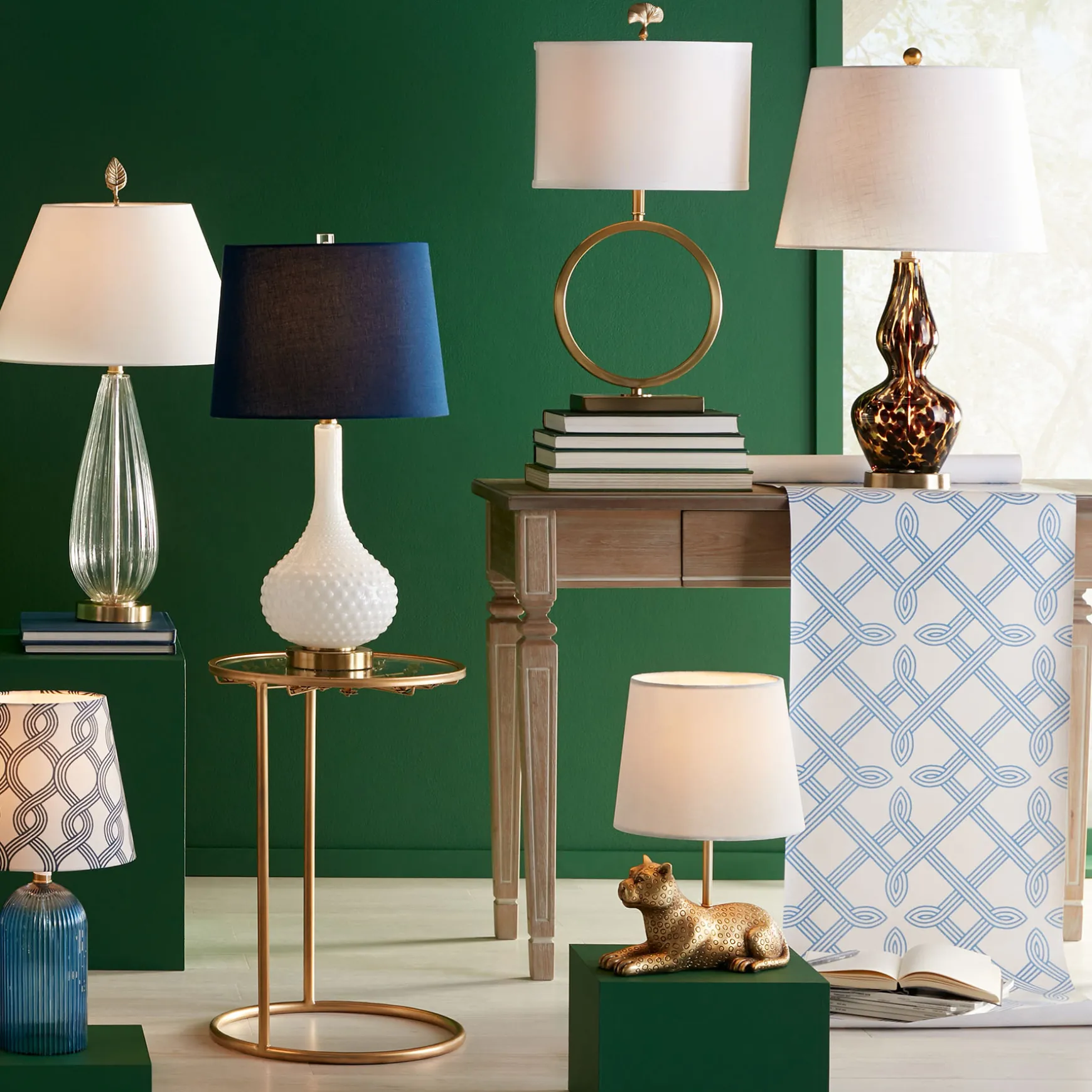 grace_mitchell_round_gold_accent_table_with_glass_top_fashion_1.webp * Grace Mitchell Round Gold Accent Table With Glass Top Fashion Discount